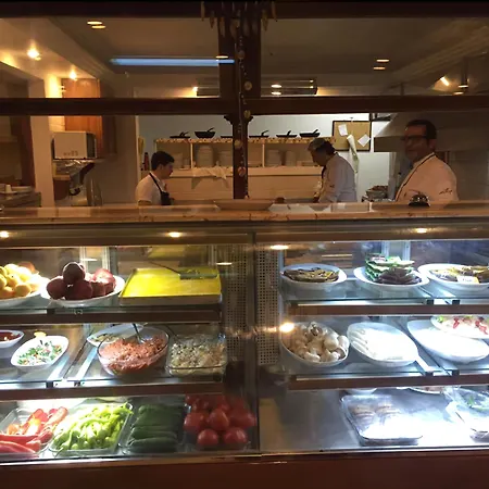 Opus Ξενοδοχείο με διαμερίσματα 4*