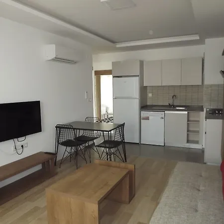 Opus Κουσάντασι