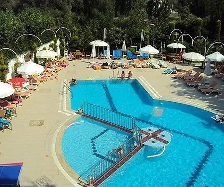 Opus Aparthotel