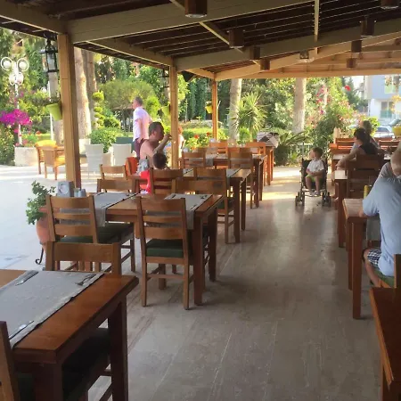 Opus 4* Κουσάντασι