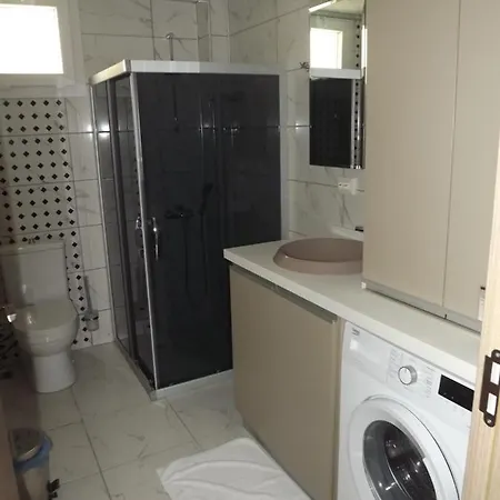 Opus 4* Κουσάντασι