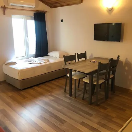 Opus Lägenhetshotell Kusadası