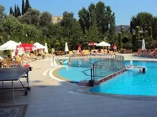 Apartahotel Opus Kusadasi